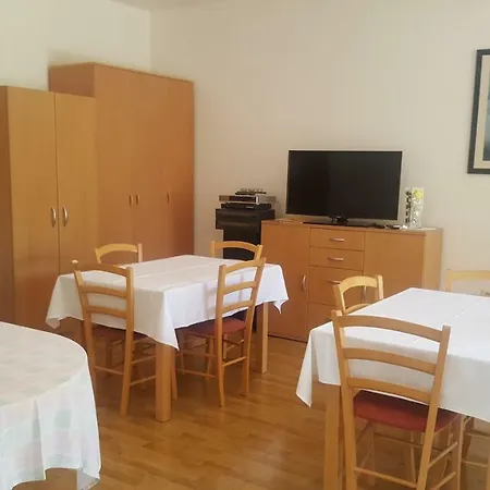 Barbara Apartment Podhum